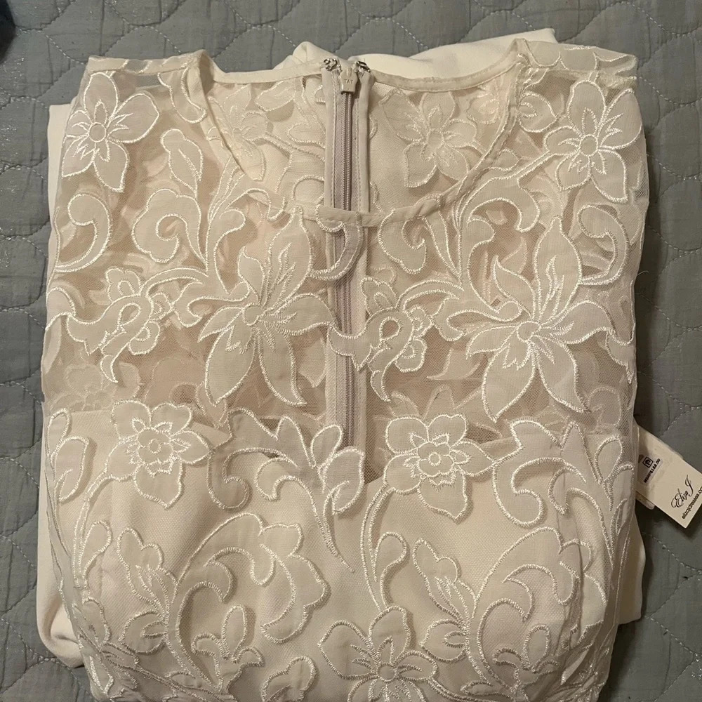 ELIZA J~IVORY JUMPSUIT~NWT~12 - Picture 7 of 16
